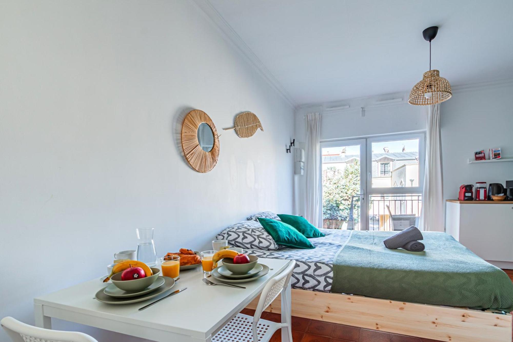 Appart'Hotel Nuiteejour Versailles Saint Cyr L'Ecole Exterior photo